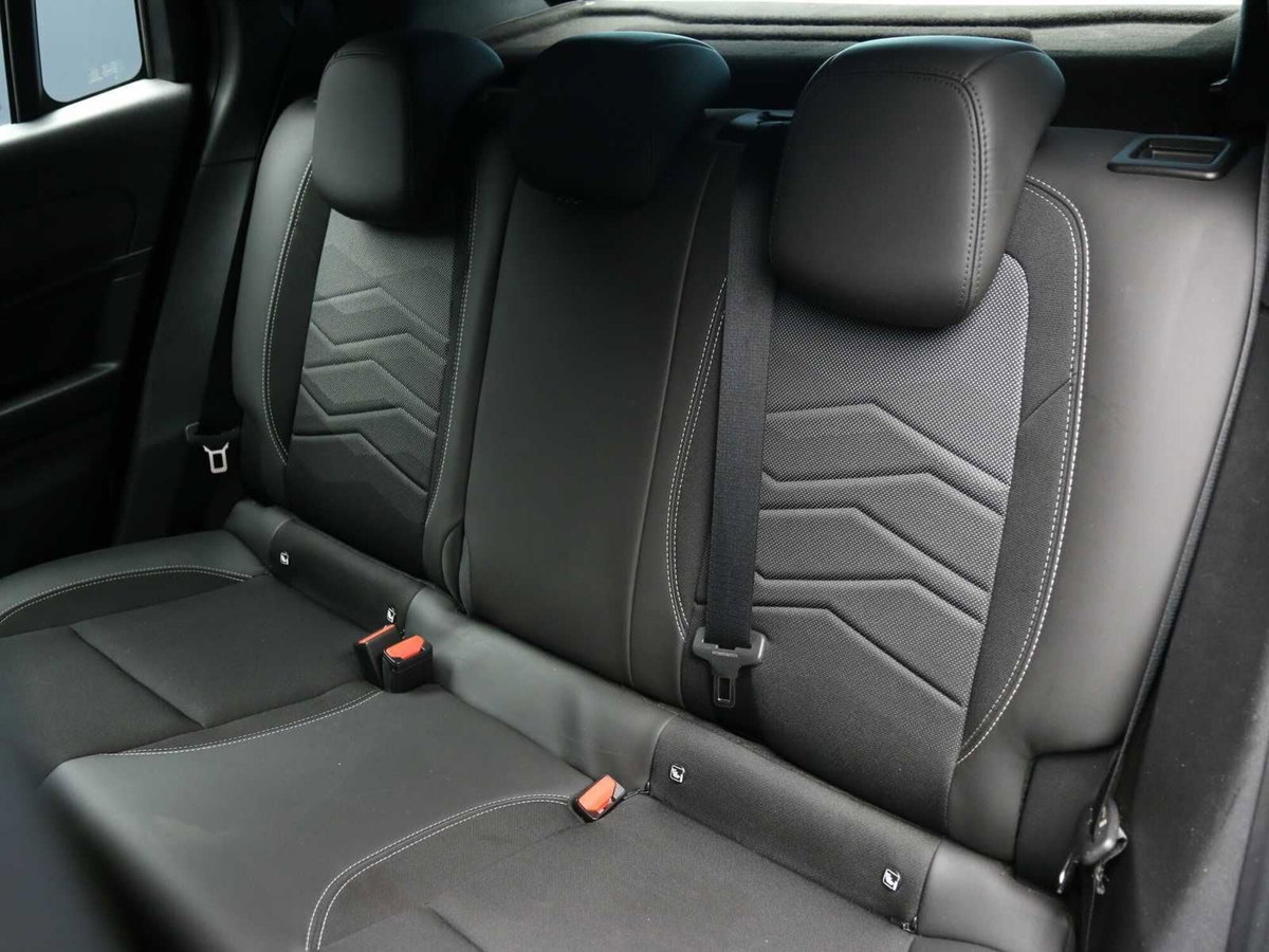 Jeep Avenger 1.2 turbo Altitude fwd 100cv (9)