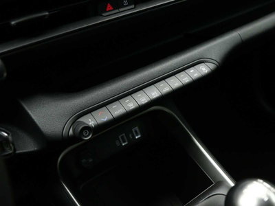 Jeep Avenger 1.2 turbo Altitude fwd 100cv (15)