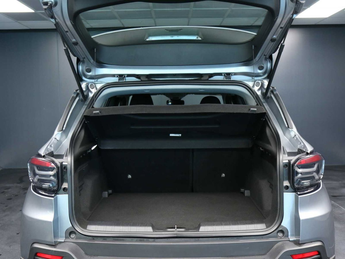 Jeep Avenger 1.2 turbo Altitude fwd 100cv (5)