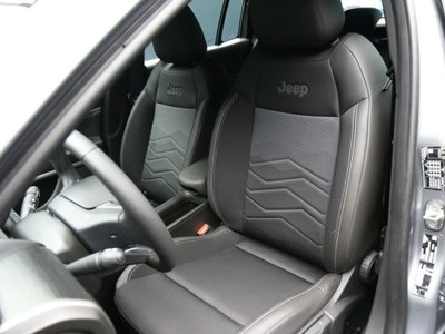 Jeep Avenger 1.2 turbo Altitude fwd 100cv (9)