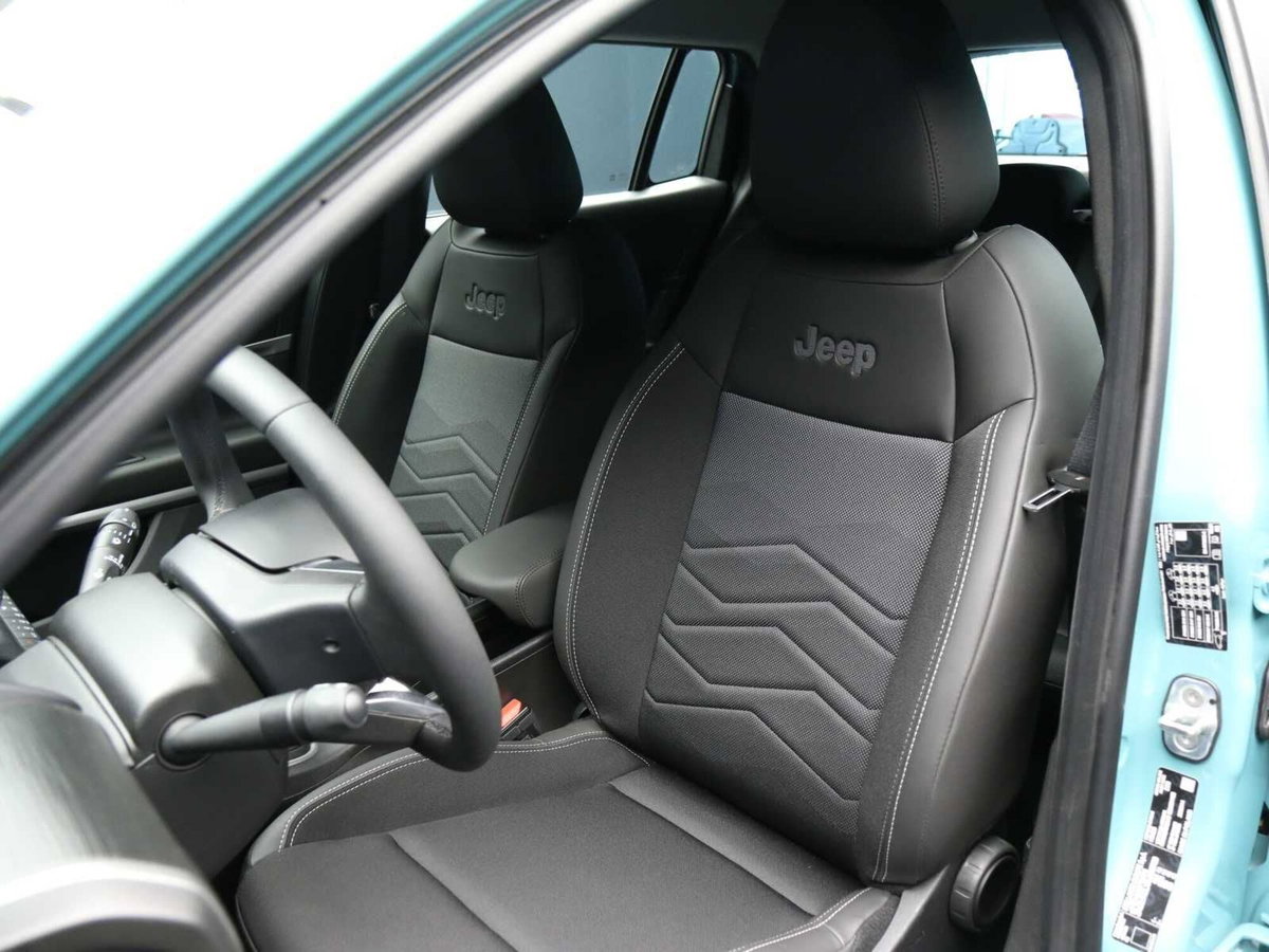 Jeep Avenger 1.2 turbo Altitude fwd 100cv (8)