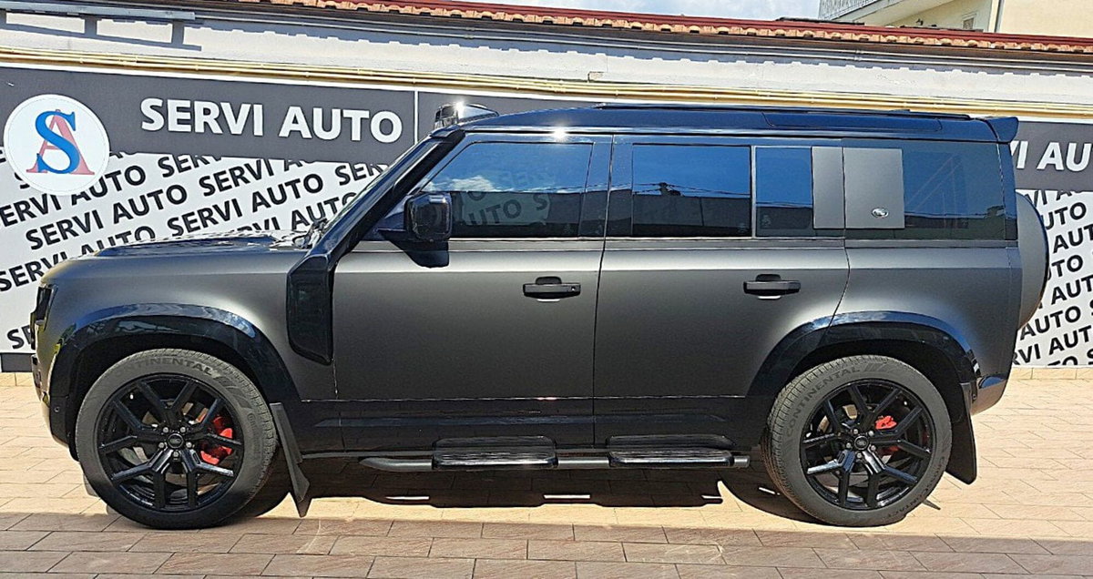 Land Rover Defender 110 2.0 SD4 240CV AWD Auto HSE (7)