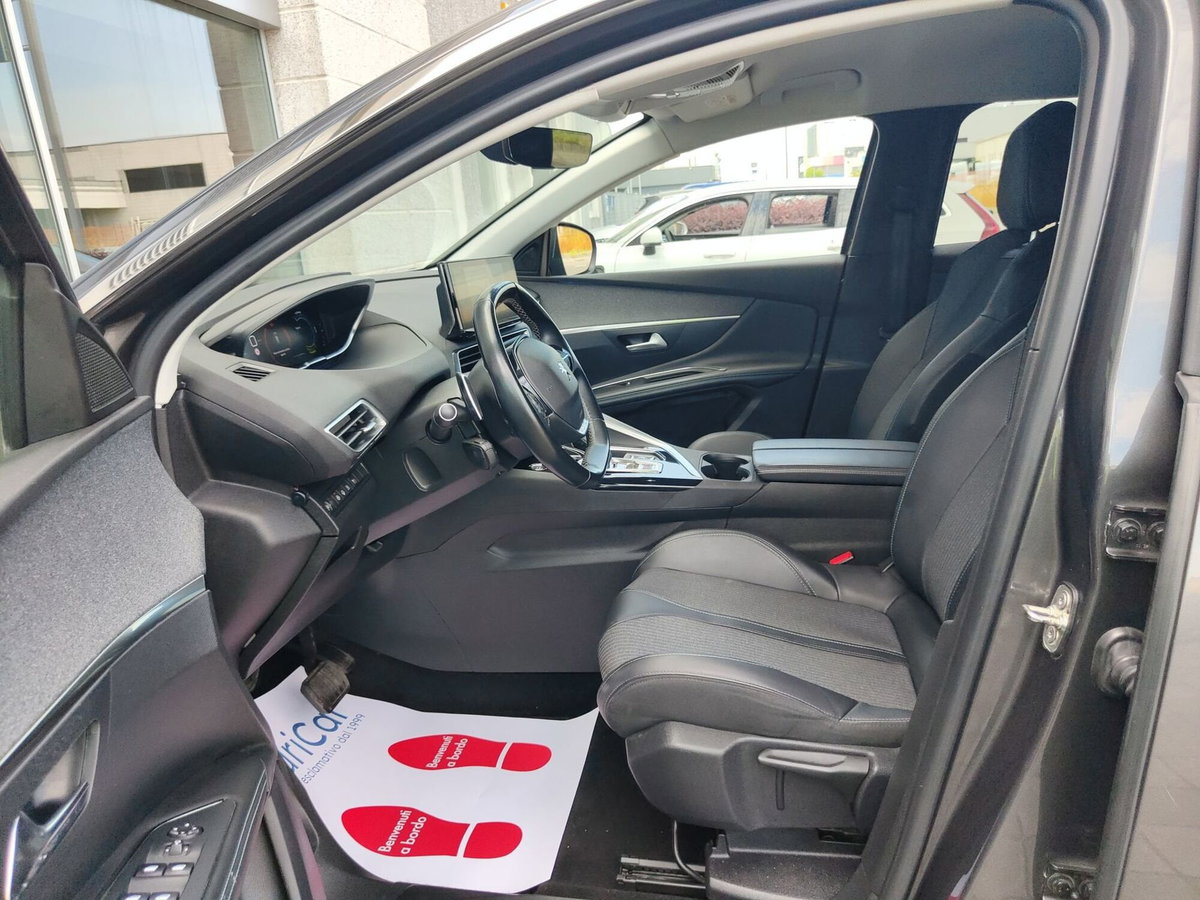 Peugeot 3008 PureTech Turbo 180 S&S EAT8 Allure (20)
