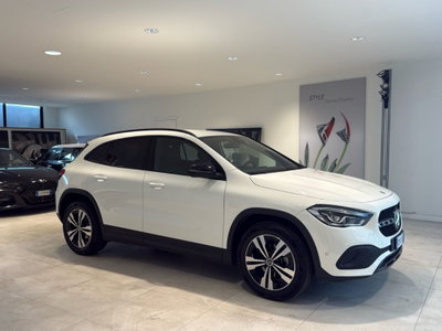 Mercedes-Benz GLA SUV 180 Automatic Sport Plus (2)