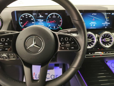 Mercedes-Benz GLB 180 d Automatic Executive (18)
