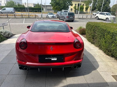 Ferrari California Spider California T DCT (2)