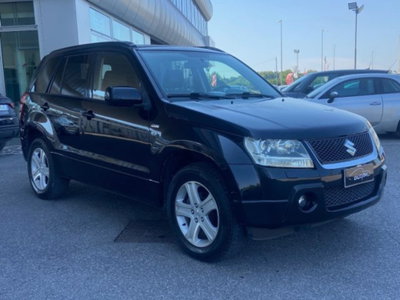 Suzuki Grand Vitara 1.9 DDiS 5 porte Crossover (2)