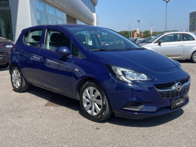 Opel Corsa 1.4 90CV 5 porte Cosmo (2)