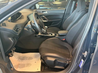 Peugeot 308 BlueHDi 130 S&S EAT8 GT Line (10)
