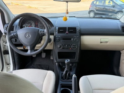 Mercedes-Benz Classe A 180 CDI Executive (10)