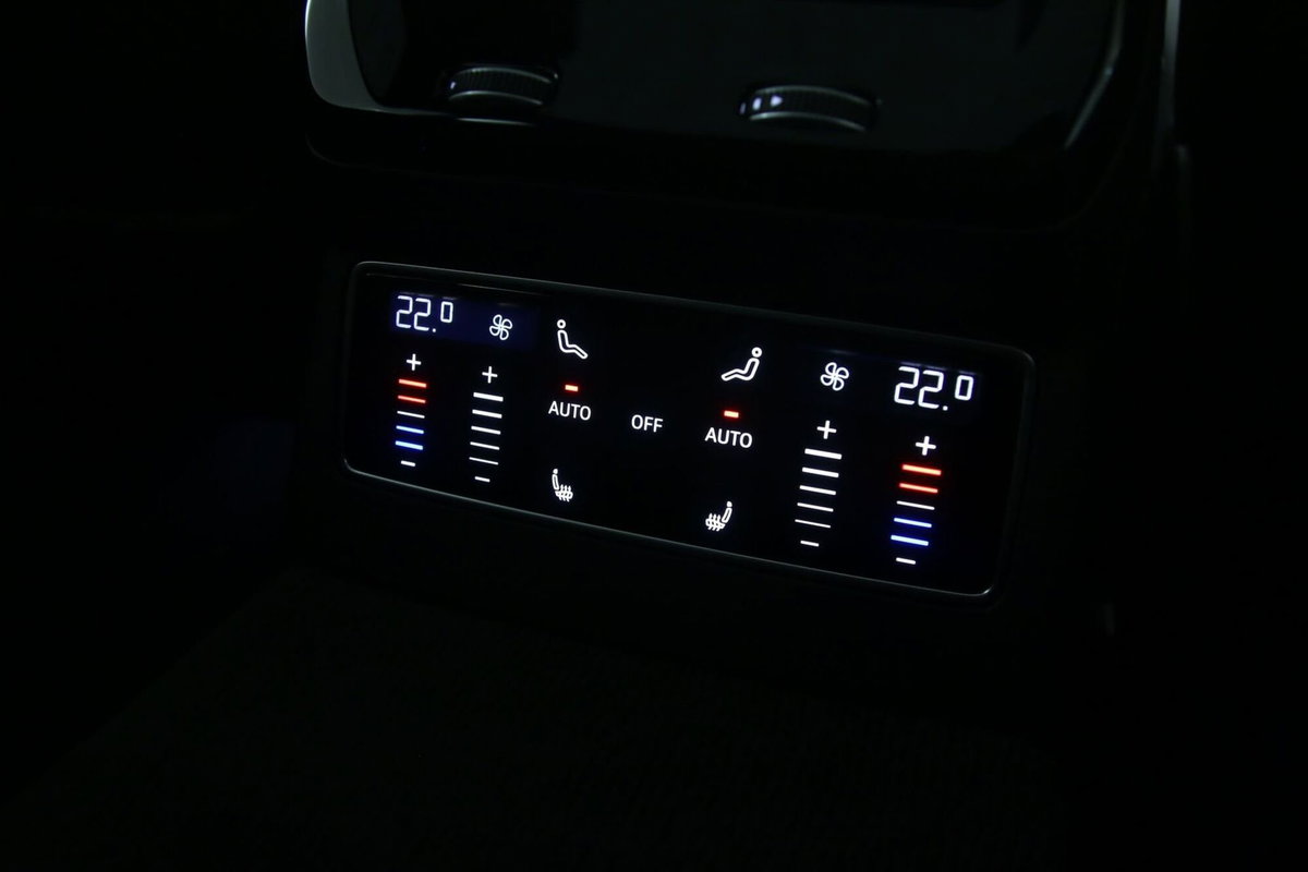 Audi A6 Avant 40 2.0 TDI quattro ultra S tronic Business (14)