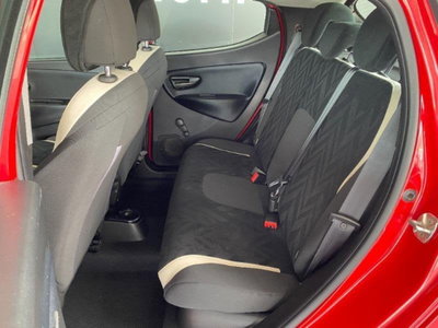 Lancia Ypsilon 1.2 69 CV 5 porte Gold (12)