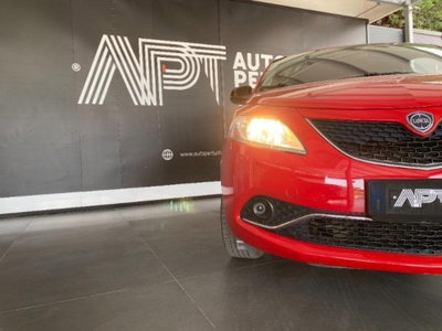 Lancia Ypsilon 1.2 69 CV 5 porte Gold (19)
