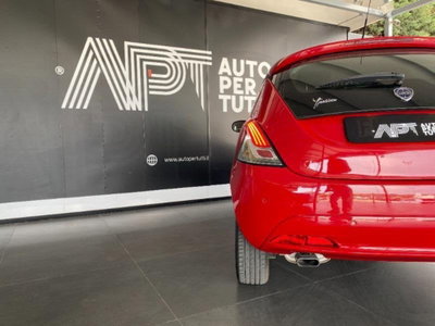 Lancia Ypsilon 1.2 69 CV 5 porte Gold (20)