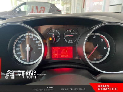 Alfa Romeo Giulietta 1.6 JTDm-2 Distinctive (7)