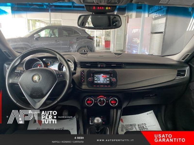 Alfa Romeo Giulietta 1.6 JTDm-2 Distinctive (8)