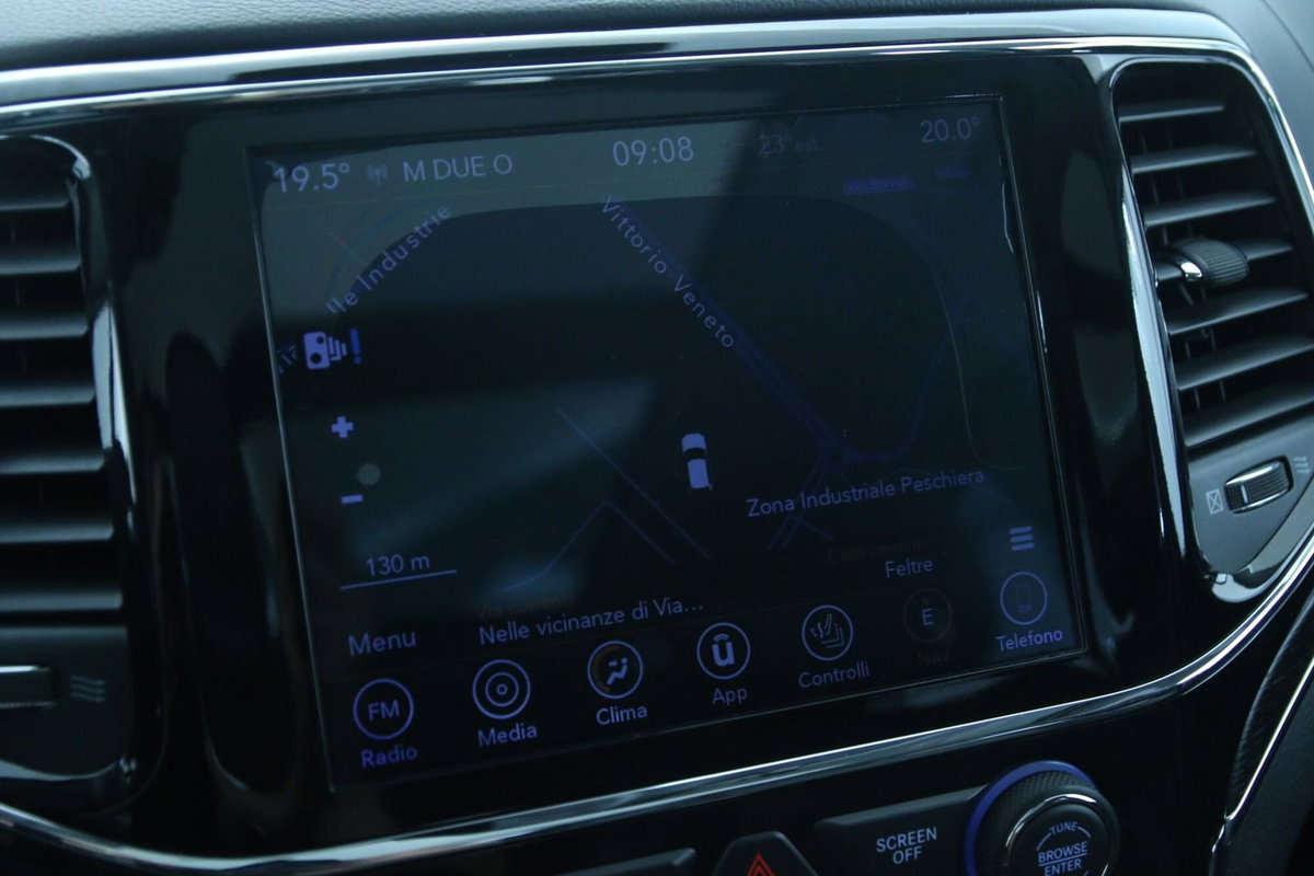 Jeep Grand Cherokee 3.0 V6 CRD 250 CV Multijet II Summit (14)