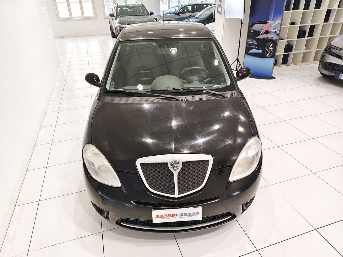 Lancia Ypsilon 1.2 (19)
