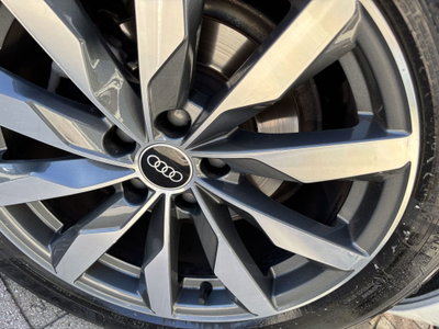 Audi A4 Avant 30 TDI/136 CV S tronic S line edition (8)
