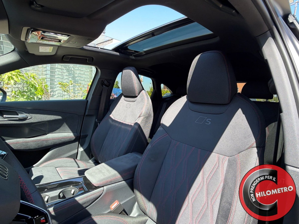 Audi Q3 Sportback 35 TDI quattro S tronic S line edition (15)