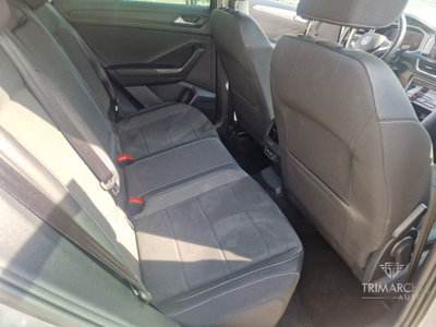 Volkswagen T-Roc 1.6 TDI SCR Style BlueMotion Technology (15)