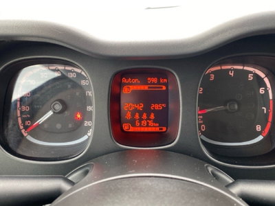 Fiat Panda 1.0 FireFly S&S Hybrid City Cross (15)
