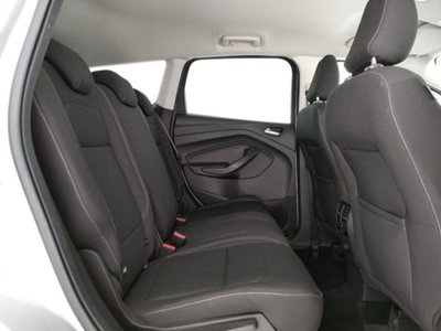 Ford Kuga 1.5 TDCI 120 CV S&S 2WD Titanium (18)