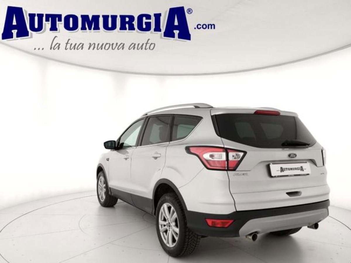 Ford Kuga 1.5 EcoBoost 120 CV 2WD Titanium (2)