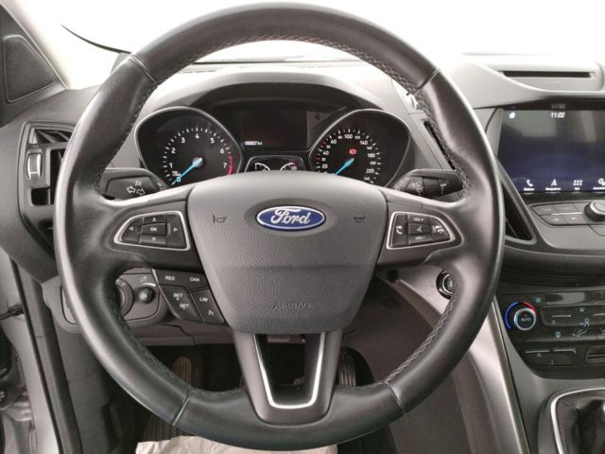 Ford Kuga 1.5 EcoBoost 120 CV 2WD Titanium (8)