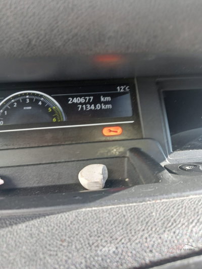 Renault Grand Scénic 1.6 dci energy Bose 130cv (14)