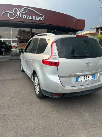 Renault Grand Scénic 1.6 dci energy Bose 130cv (9)