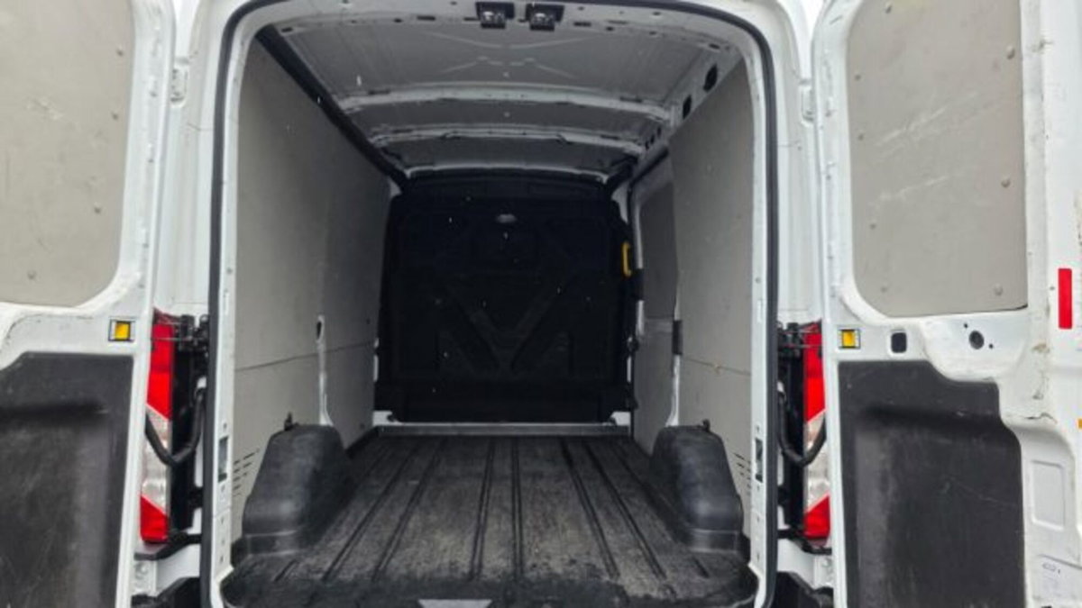Ford Transit Furgone 330 2.0TDCi EcoBlue 170 aut. PM-TM Furgone Trend (7)