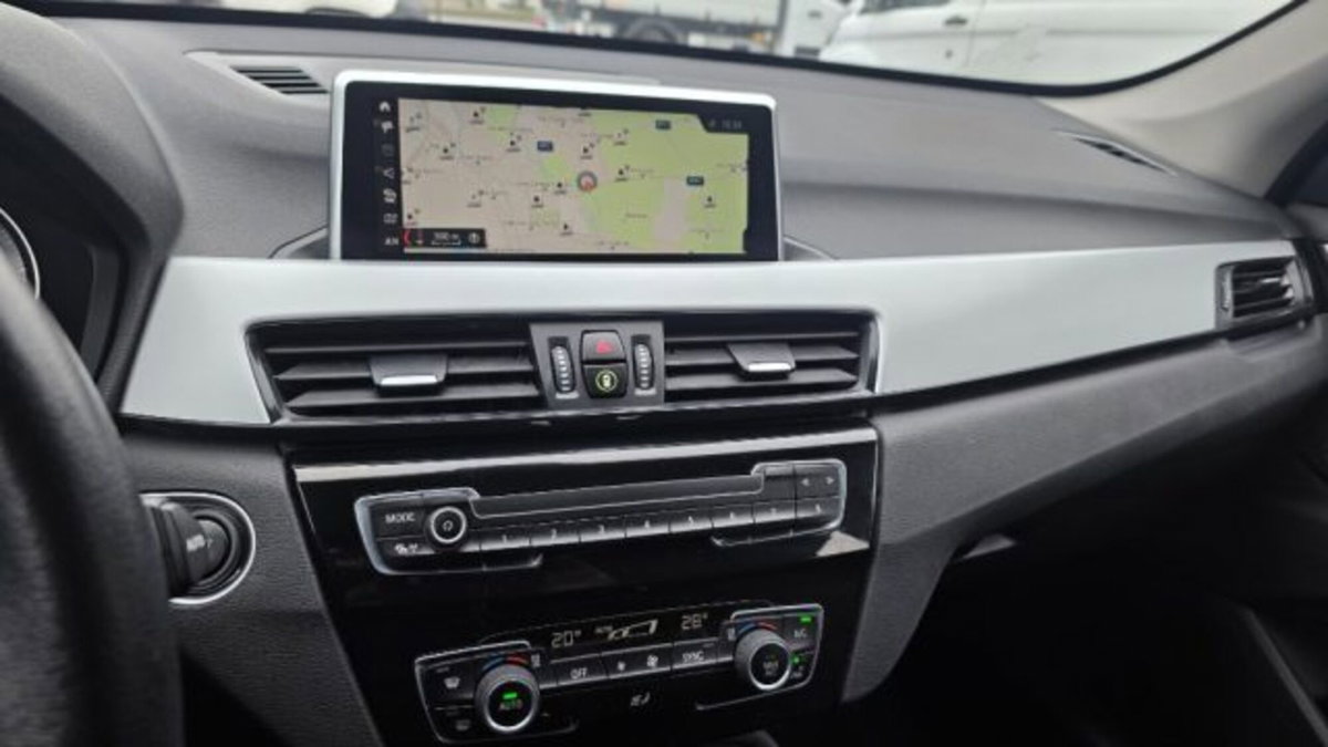 BMW X1 sDrive16d Business Advantage (12)