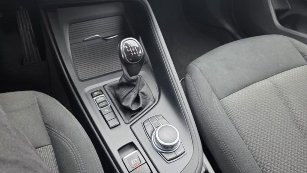 BMW X1 sDrive16d Business Advantage (13)