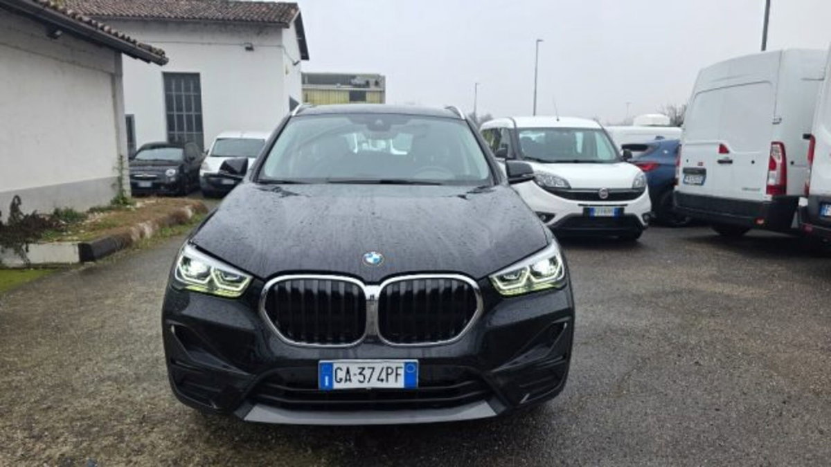 BMW X1 sDrive16d Business Advantage (5)