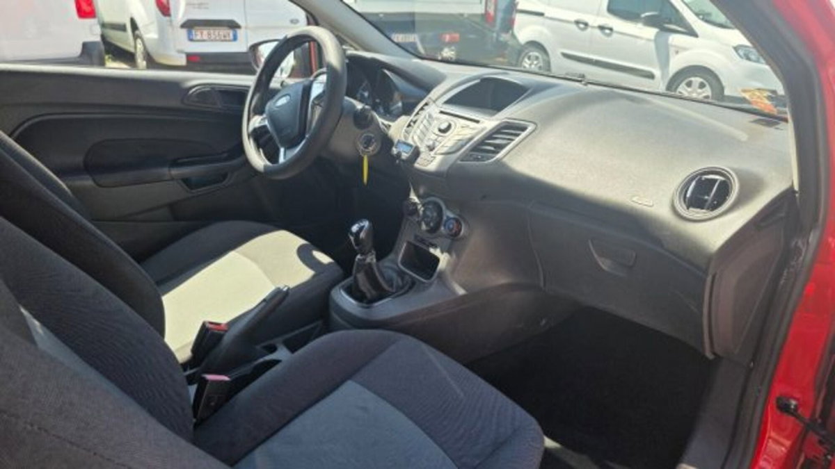 Ford Fiesta 1.5 TDCi 75CV 3 porte  Entry (10)