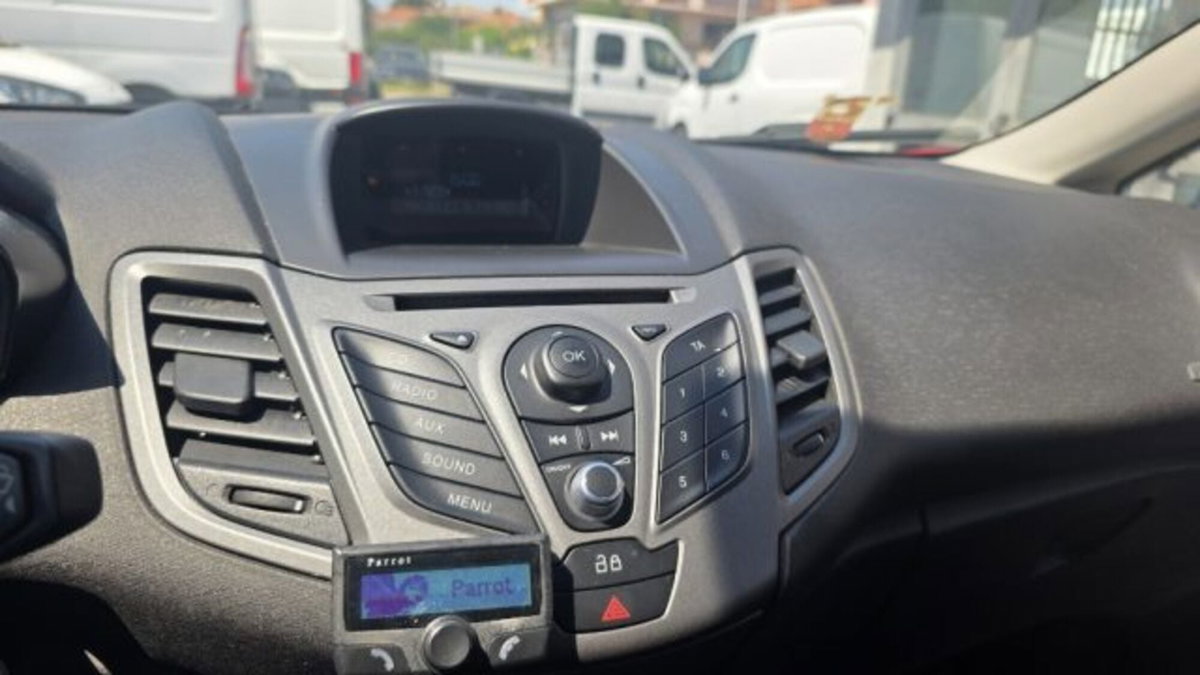 Ford Fiesta 1.5 TDCi 75CV 3 porte  Entry (12)