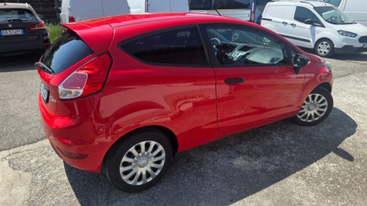 Ford Fiesta 1.5 TDCi 75CV 3 porte  Entry (4)