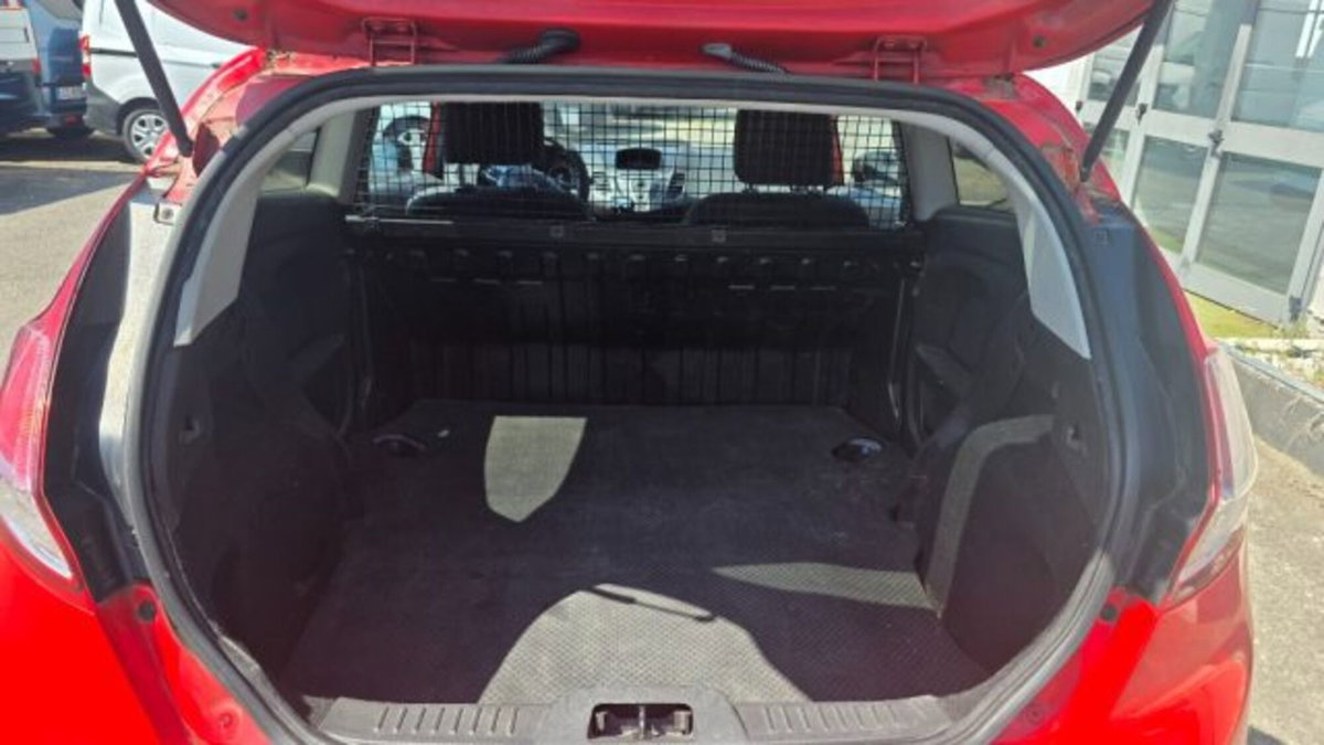 Ford Fiesta 1.5 TDCi 75CV 3 porte  Entry (7)