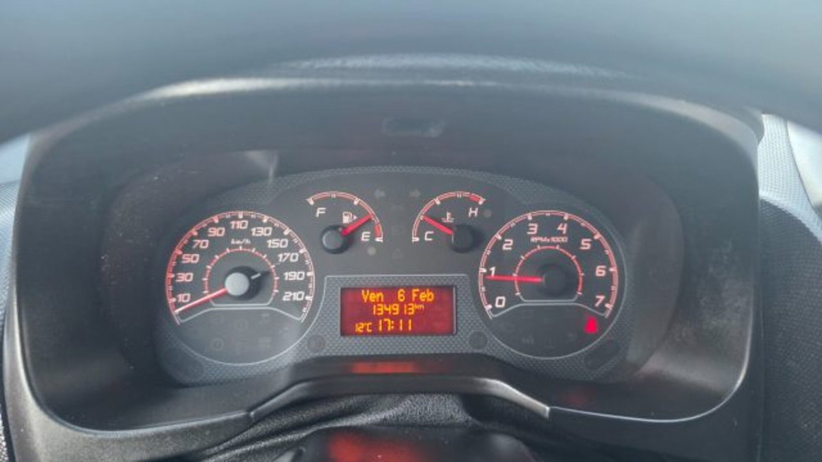 Fiat Fiorino 1.4 8V 77CV Cargo SX (14)
