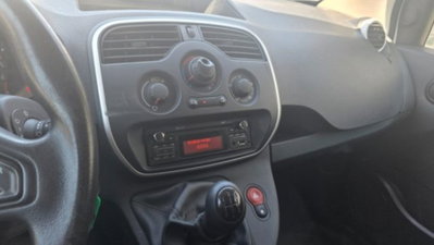 Renault Kangoo 1.5 dCi 75CV F.AP. 4p. Express (12)