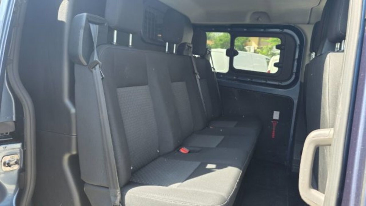 Ford Transit Custom Furgone 300 2.0 EcoBlue Hybrid 130 PC-DC Furg. Trend (11)