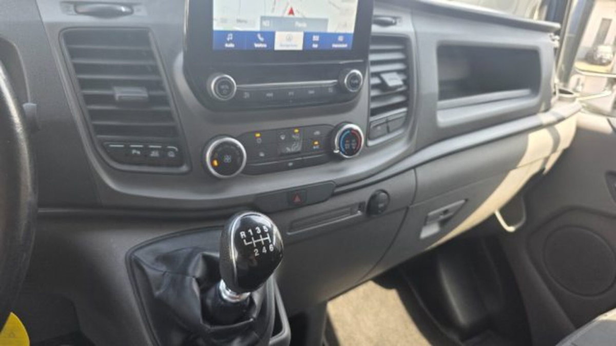 Ford Transit Custom Furgone 300 2.0 EcoBlue Hybrid 130 PC-DC Furg. Trend (13)