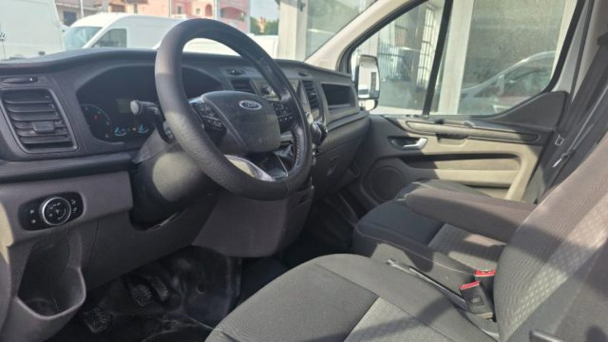 Ford Transit Custom Furgone 300 2.0 TDCi 130 PL Furgone Trend (8)