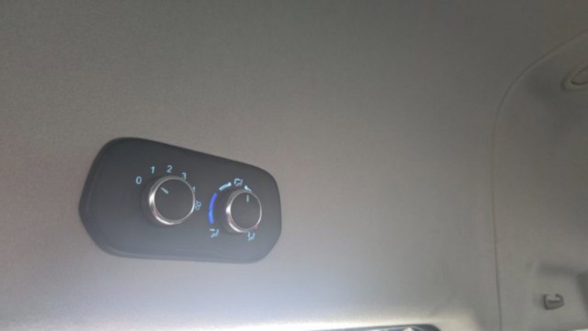 Ford Transit Custom Furgone 340 2.0 EcoBl. 130aut. PL Combi c/sollev.Trend (11)