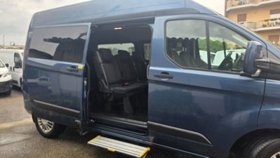 Ford Transit Custom Furgone 340 2.0 EcoBl. 130aut. PL Combi c/sollev.Trend (2)