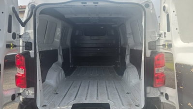 Peugeot Expert Furgone BlueHDi 100 S&S PL-SL-TN Furgone Premium Long (7)