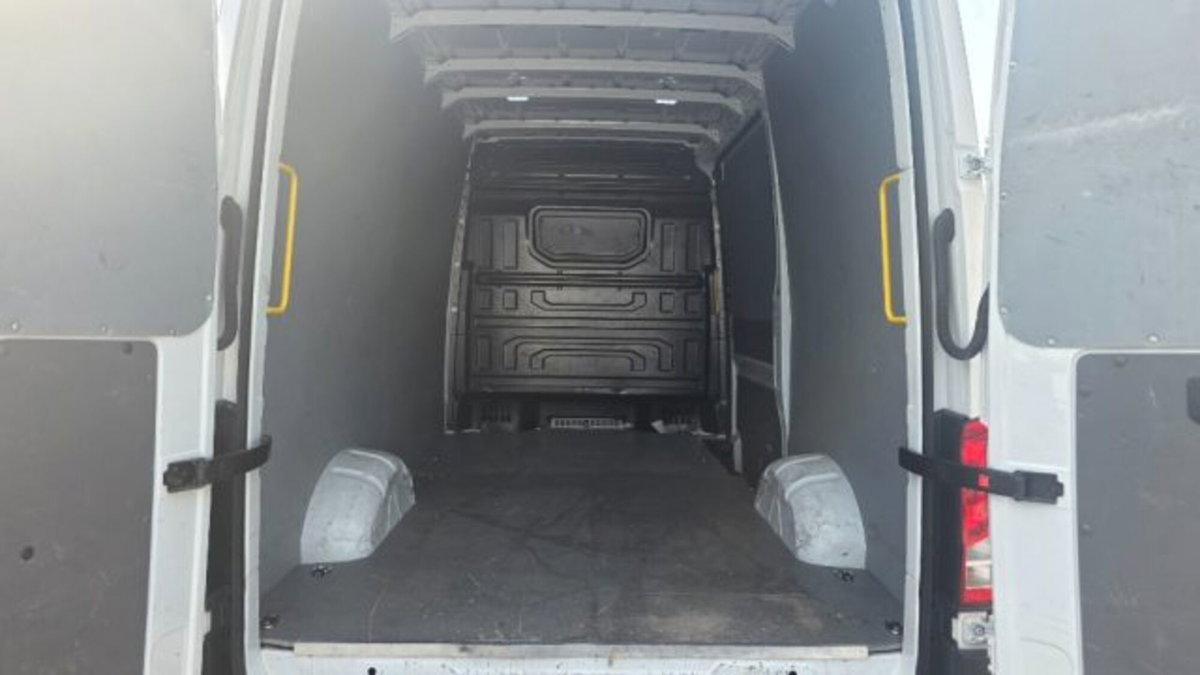 Volkswagen Veicoli Commerciali e-crafter Furgone 35 136cv L3H3 (7)