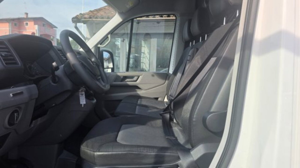 Volkswagen Veicoli Commerciali e-crafter Furgone 35 136cv L3H3 (9)