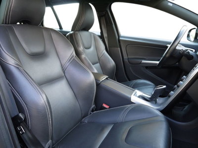 Volvo V60 D3 Geartronic Dynamic Edition (12)